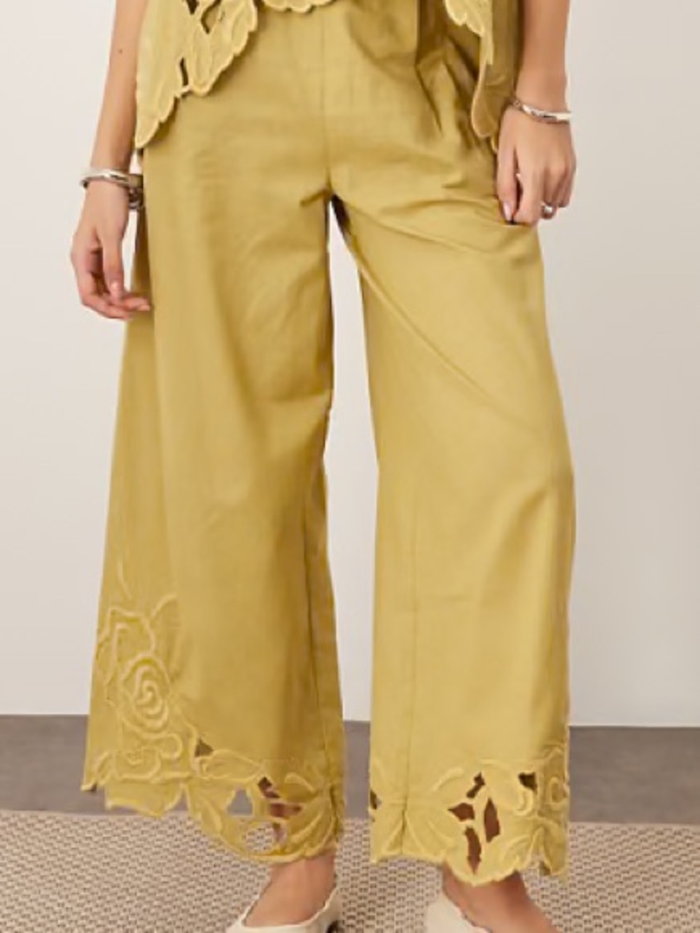 NWT Arrange Cotton Linen Embroidered Floral Cutwork Pants Green Wide Leg size 12